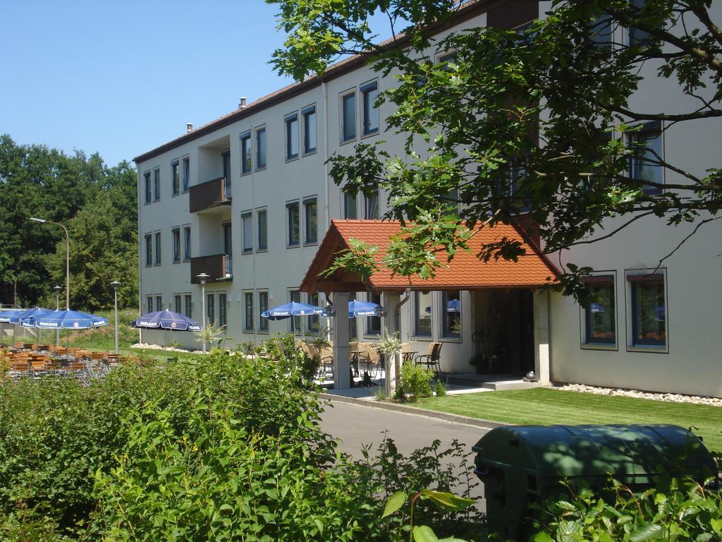 Landhotel Zur Alten Kaserne Ebern Exteriör bild