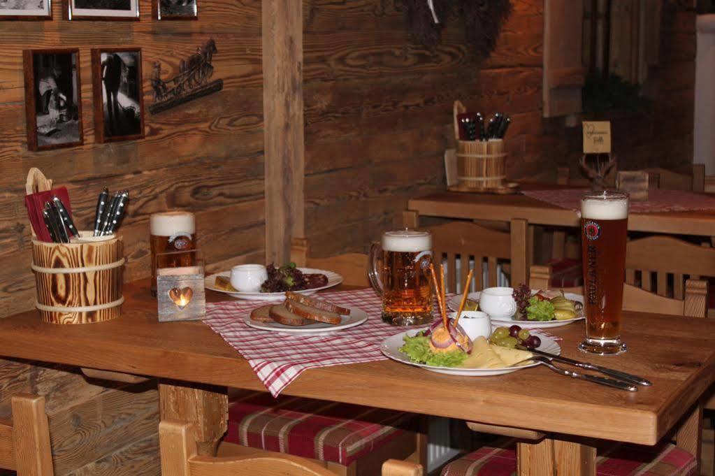 Landhotel Zur Alten Kaserne Ebern Exteriör bild